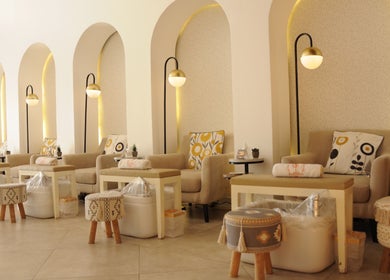 Chic seating area at Daffodil SPA | دافوديل سبا, الرياض, منطقة الرياض, SA, showcasing comfort and style.