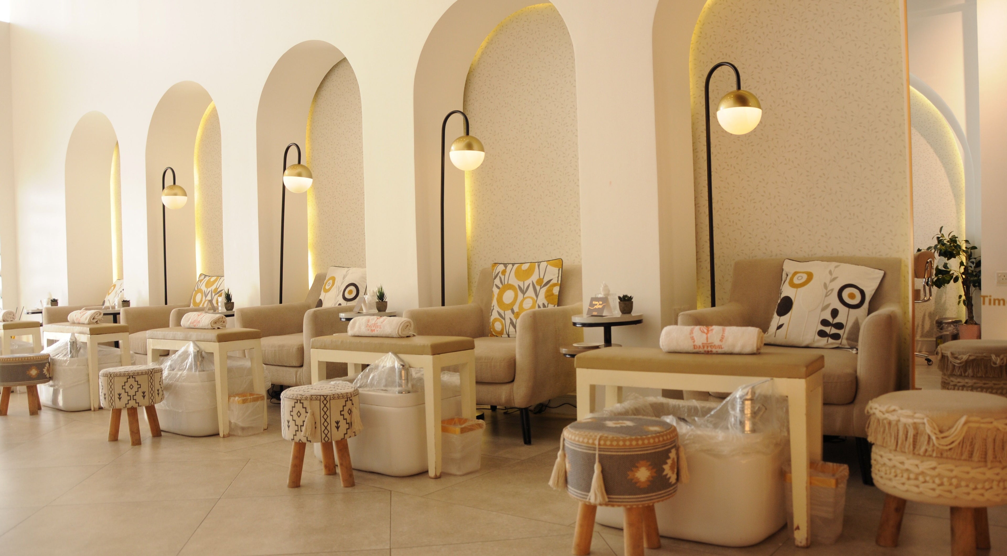 Chic seating area at Daffodil SPA | دافوديل سبا, الرياض, منطقة الرياض, SA, showcasing comfort and style.