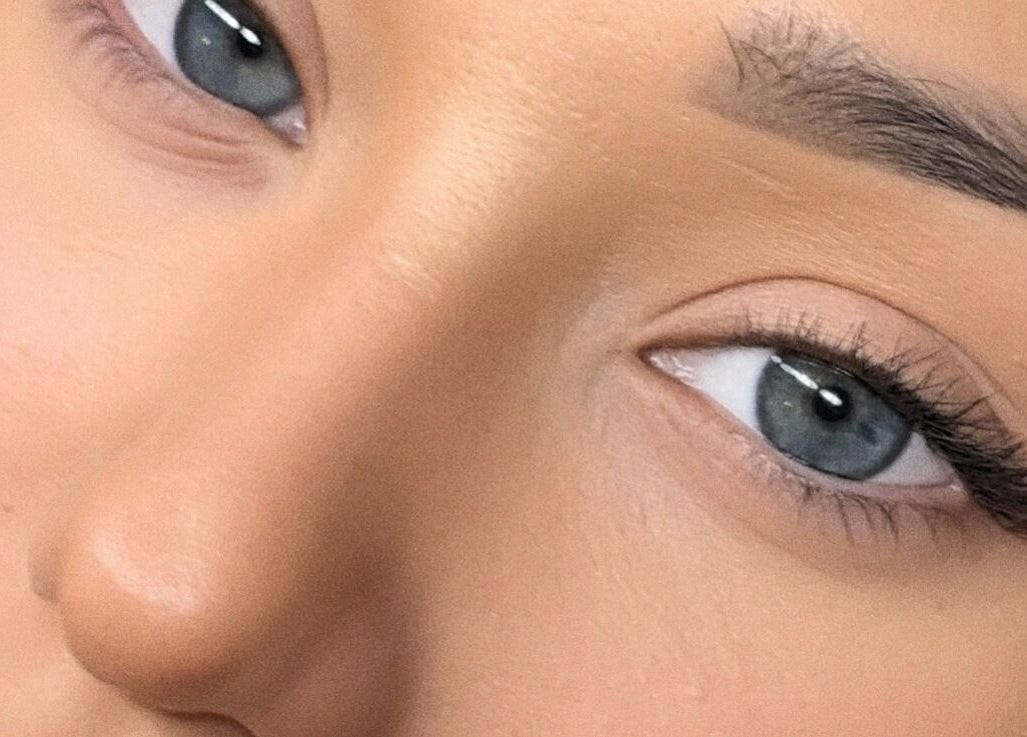 Moteris su gražiai suformuotomis blakstienomis Best Lashes in the City Vilnius, Vilnius, Vilniaus Apskritis, LT.