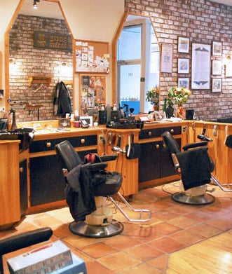 Sweeny Todd's Barber Shop, bilde 2