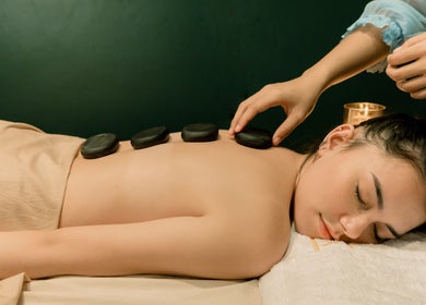 Relaxing hot stone massage at Ame Spa Thamrin in Daerah Khusus Ibukota Jakarta, Daerah Khusus Ibukota Jakarta, ID.