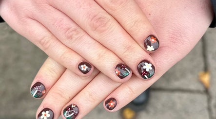 Ciara Byrne Nails image 3