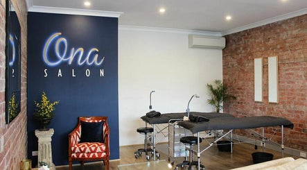 Ona Lash and Brow Bar imagem 2