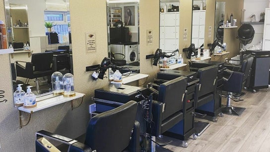 Loxx Hair Salon