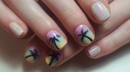 Rainbow Nails image 3