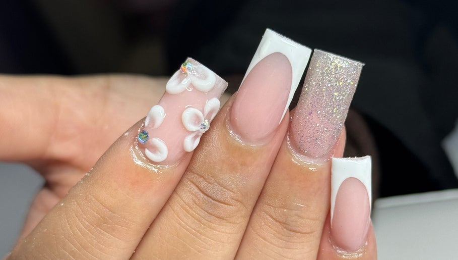 Dianas Nail Studio изображение 1