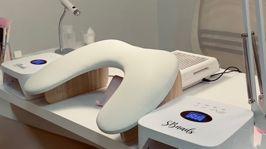 Studio IA | Gel Nails