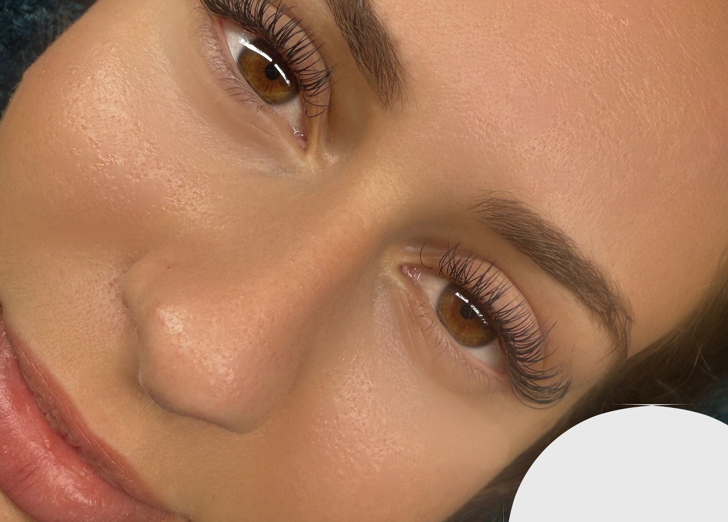 Close-up of expertly done lashes at Lashes By Ashleigh, Dartford, England, GB, highlighting natural beauty.