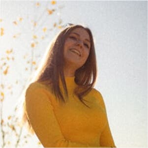 Elaine nehtový technik