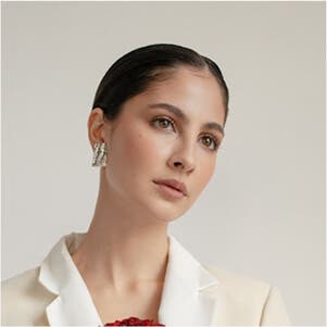 Claire a Studio owner